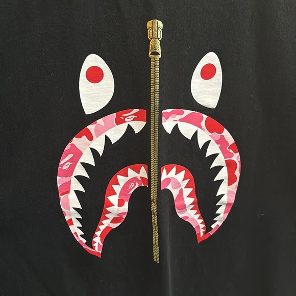A Bathing Ape Gold Zip Shark Tee Black/Pink Men's XL - Picture 3 of 5